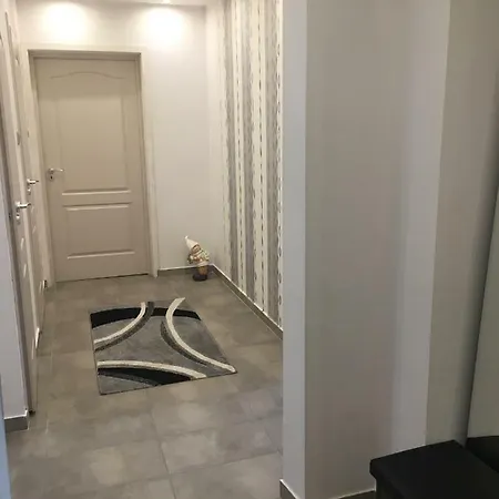 Igenyes Lakas Apartment Szeged