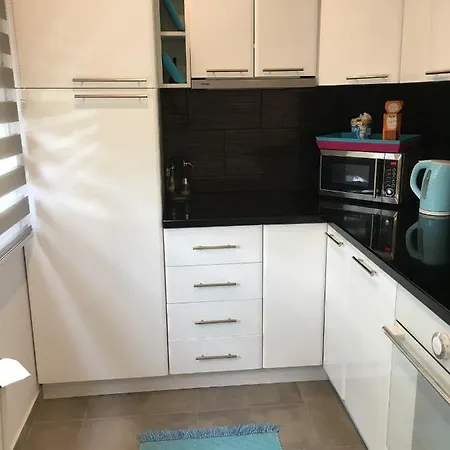 Apartment Igenyes Lakas Szeged